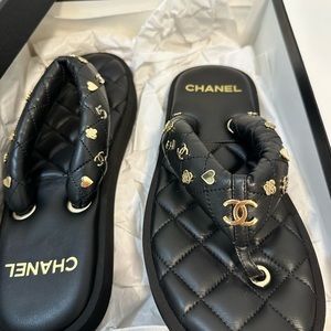 Chanel 2023 Black lamb skin Sandals